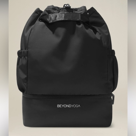 Beyond Yoga Handbags - NWOT Beyond Yoga Convertible Gym Bag Black Backpack Tote Pockets
